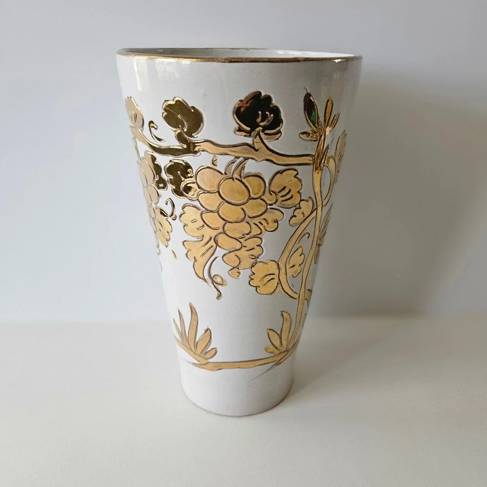 Italian Pottery Vase Grapevine Motif - Gold and White